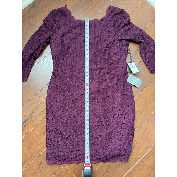 NWT Adrianna Papell Women’s Size 16 Purple V-Back 3/4 Sleeve Lace Sheath Dress - Picture 9 of 13